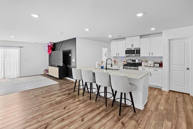 1242 Kilead Court, Boiling Springs, SC 29316