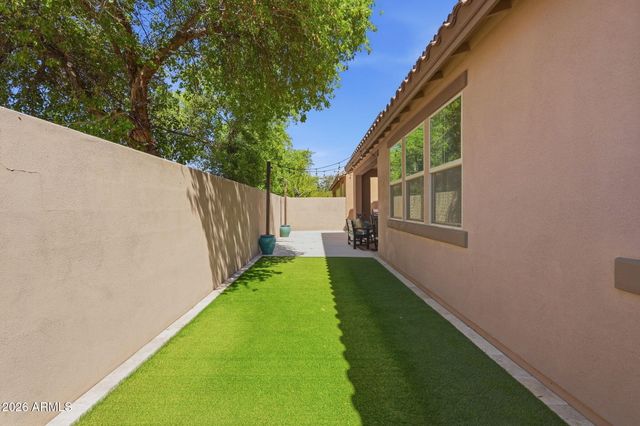2030 W MUSKET Place, Chandler, AZ 85286