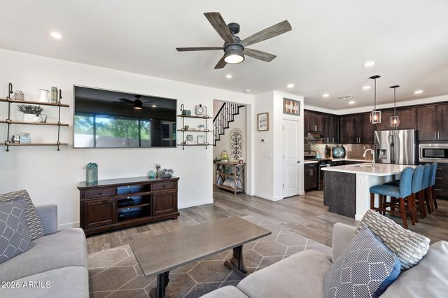2030 W MUSKET Place, Chandler, AZ 85286