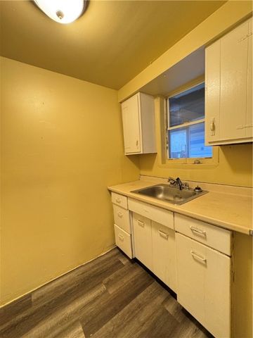 6640 Rowan St, Lincoln Larimer, PA 15206