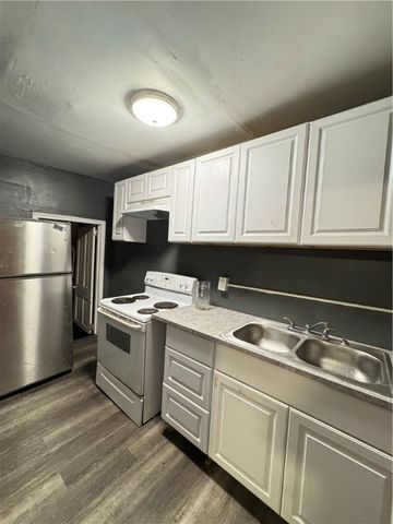 6640 Rowan St, Lincoln Larimer, PA 15206