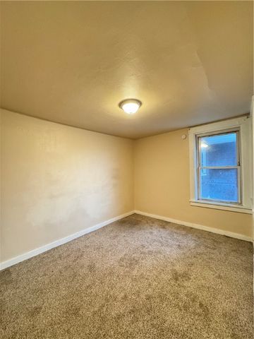 6640 Rowan St, Lincoln Larimer, PA 15206