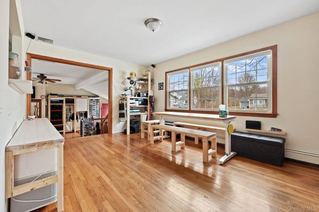 2881 Meadowcrest Drive, Yorktown Heights, NY 10598