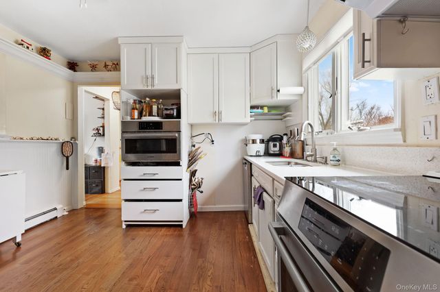 2881 Meadowcrest Drive, Yorktown Heights, NY 10598