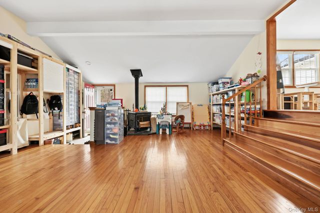 2881 Meadowcrest Drive, Yorktown Heights, NY 10598