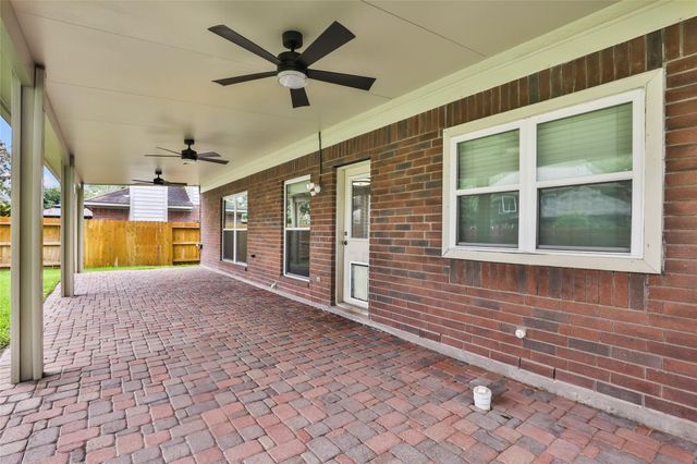 5721 Forest Timbers Drive, Humble, TX 77346