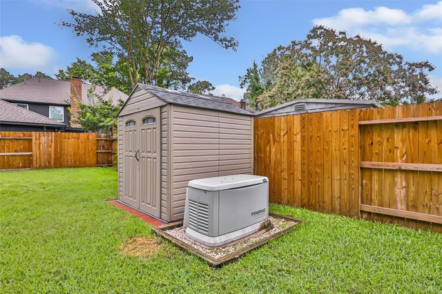 5721 Forest Timbers Drive, Humble, TX 77346
