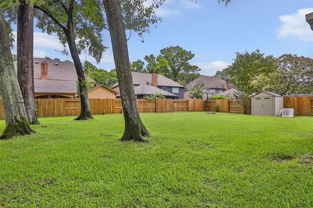 5721 Forest Timbers Drive, Humble, TX 77346