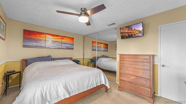 1131 Conway Dr, Escondido, CA 92027