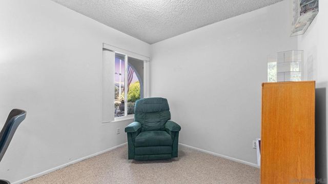 1131 Conway Dr, Escondido, CA 92027
