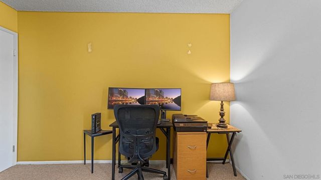1131 Conway Dr, Escondido, CA 92027