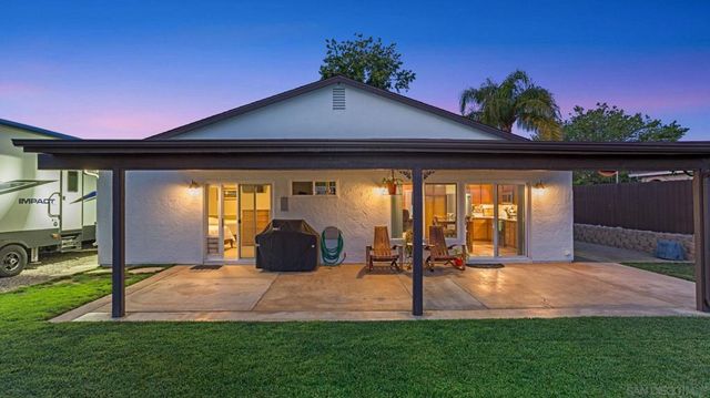 1131 Conway Dr, Escondido, CA 92027
