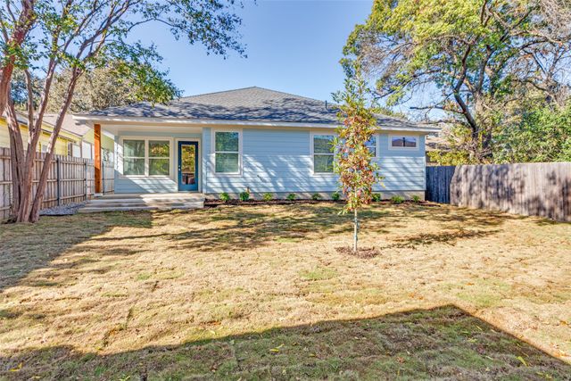 3233 Sandage Avenue, Fort Worth, TX 76109