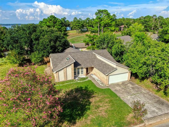 22516 Pebble Beach Way, Huntsville, TX 77320