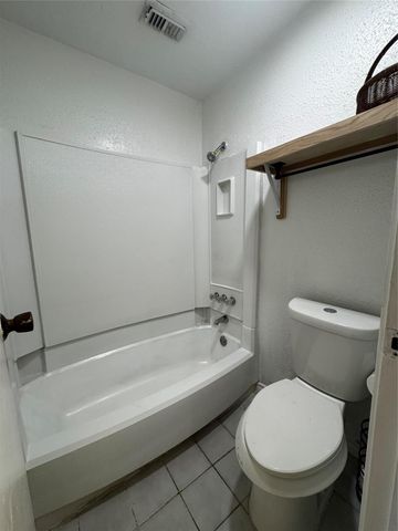 9536 Pagewood Lane 9536, Houston, TX 77063