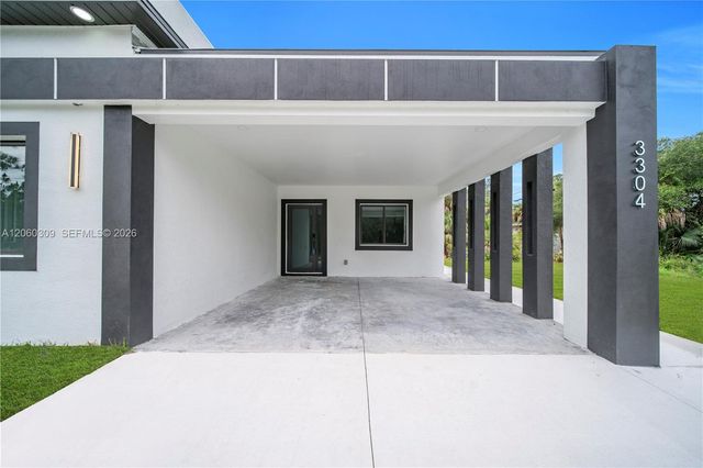 3304 E 15th Street, Lehigh Acres, FL 33972