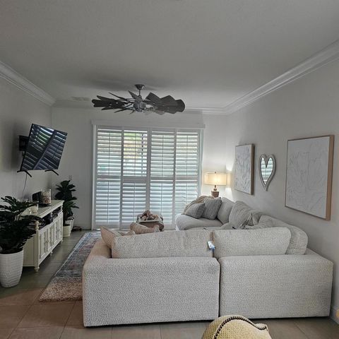 232 SE Via Visconti, Port St. Lucie, FL 34952