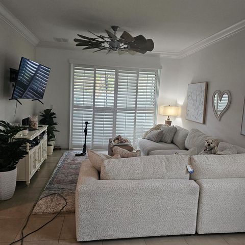 232 SE Via Visconti, Port St. Lucie, FL 34952