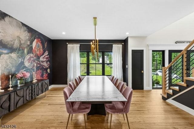 49 Upper Dr, Watchung Boro, NJ 07069
