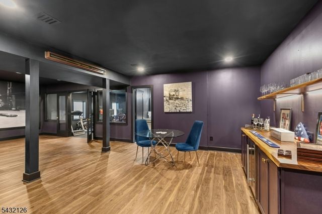 49 Upper Dr, Watchung Boro, NJ 07069