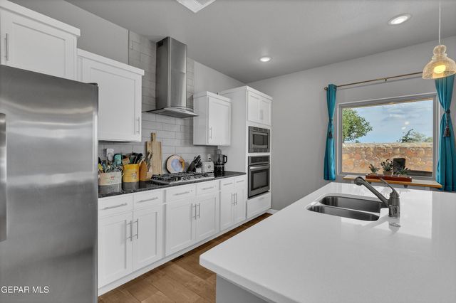 12526 Breeder Cup Way, El Paso, TX 79928