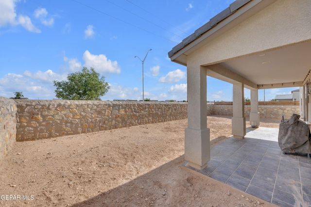 12526 Breeder Cup Way, El Paso, TX 79928