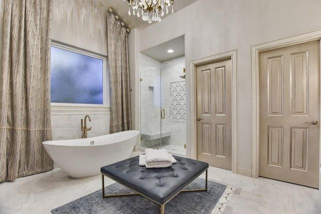 1517 Osprey Ridge LOOP, Lago Vista, TX 78645