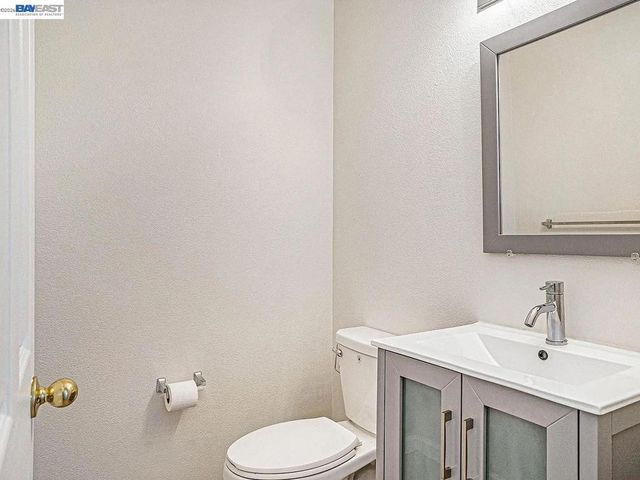 4071 Ghiotti Dr, Pleasanton, CA 94588