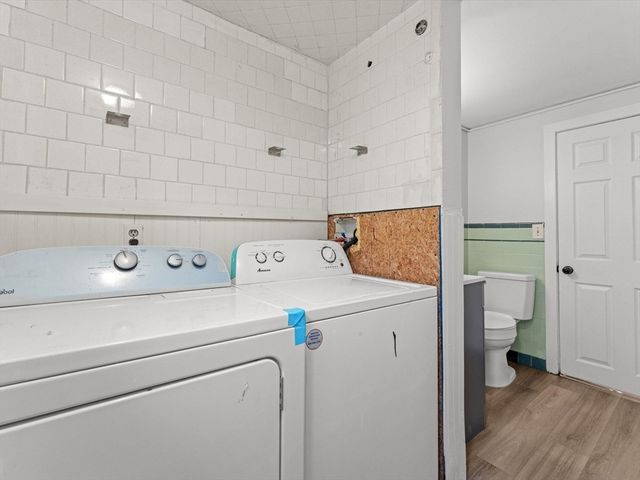 28 Crestview Dr RHS, Westborough, MA 01581