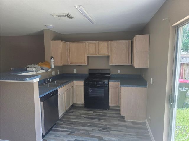 15515 Martineau Street, Houston, TX 77032