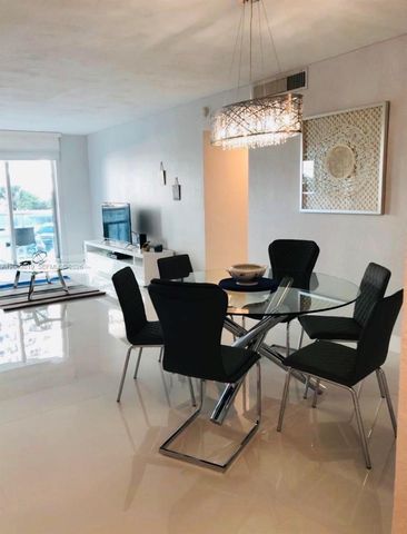 3801 S Ocean Drive 2B, Hollywood, FL 33019