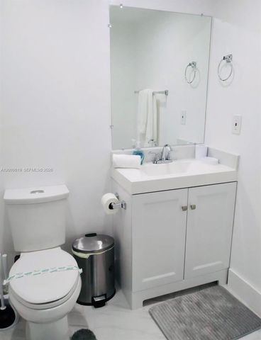 3801 S Ocean Drive 2B, Hollywood, FL 33019