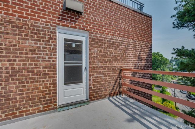1111 Midland Avenue 6G, Bronxville, NY 10708