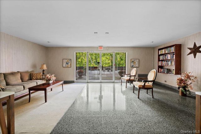 1111 Midland Avenue 6G, Bronxville, NY 10708