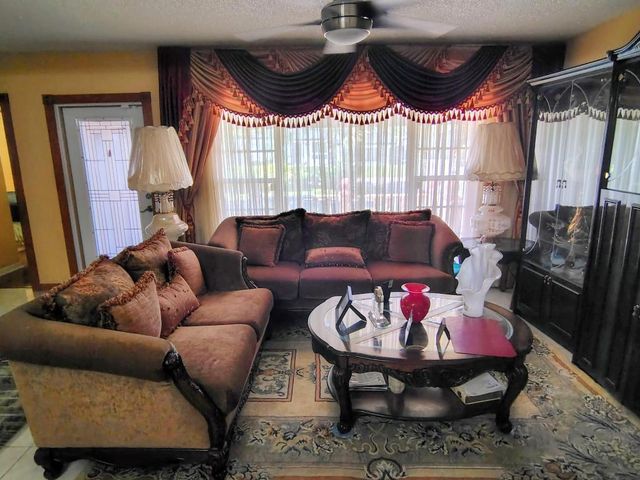 2301 Everglades Drive, Miramar, FL 33023