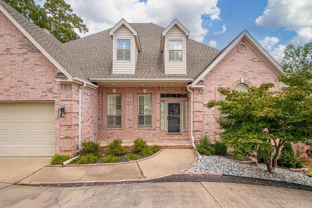 2806 Woodsgate Drive, Little Rock, AR 72211