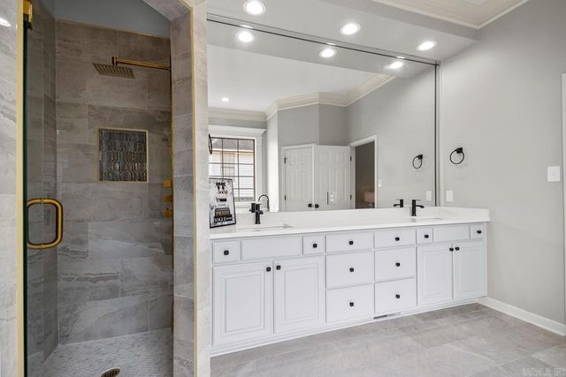 2806 Woodsgate Drive, Little Rock, AR 72211