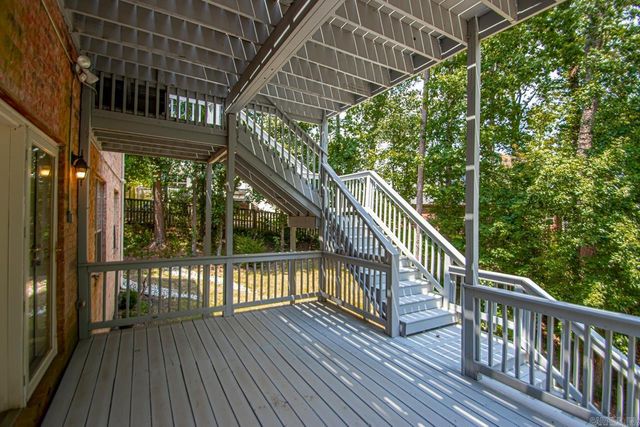 2806 Woodsgate Drive, Little Rock, AR 72211