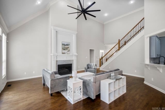 2806 Woodsgate Drive, Little Rock, AR 72211