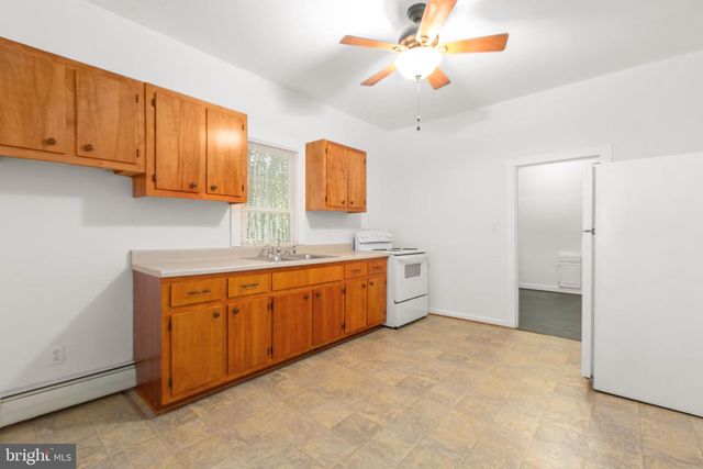 1903 CHARLES ST, Fredericksburg, VA 22401