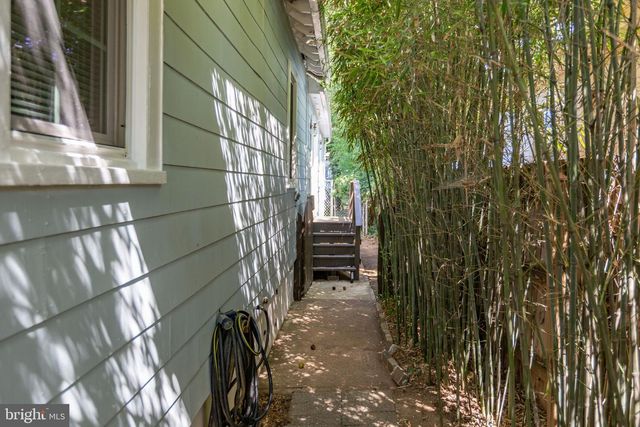 1903 CHARLES ST, Fredericksburg, VA 22401