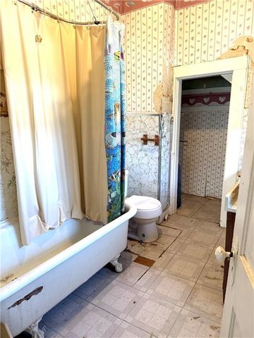 400 E North Main Street, Richmond, MO 64085