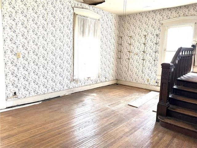 400 E North Main Street, Richmond, MO 64085