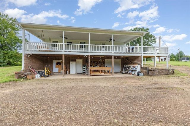 368 Manuel Road, Mayodan, NC 27027