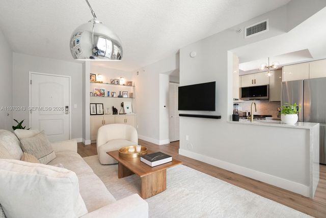 110 Washington Ave 1316, Miami Beach, FL 33139