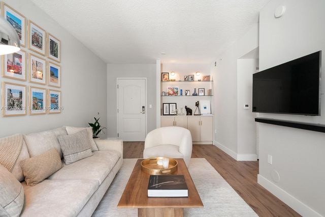 110 Washington Ave 1316, Miami Beach, FL 33139