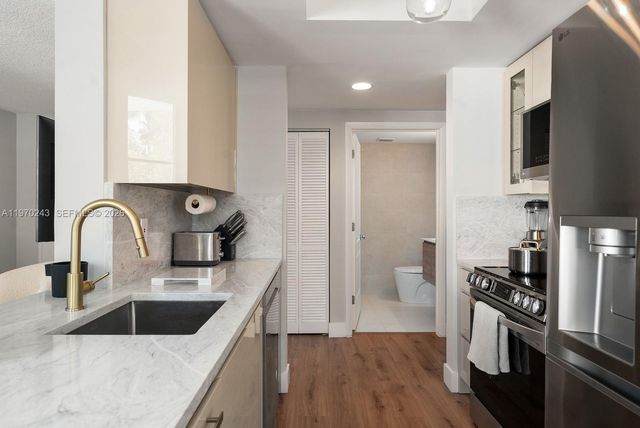 110 Washington Ave 1316, Miami Beach, FL 33139