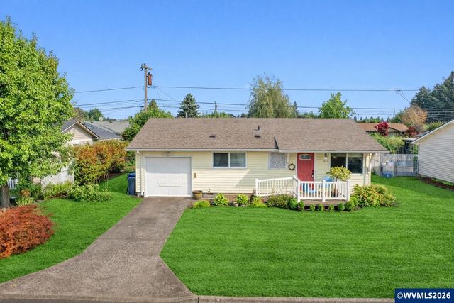 1315 Rainier Rd, Woodburn, OR 97071