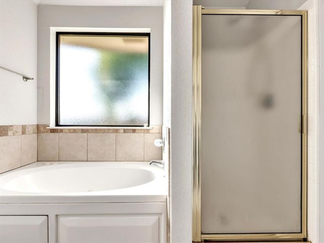 4001 Tori Place, Yukon, OK 73099