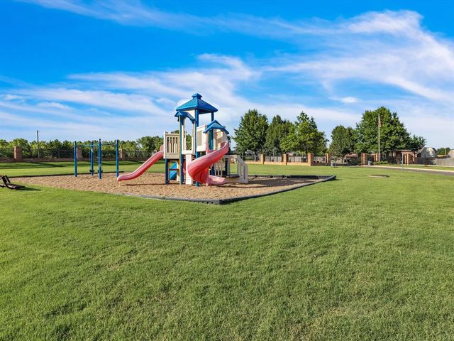 4001 Tori Place, Yukon, OK 73099